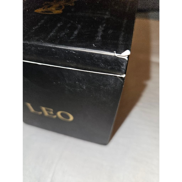 Everhours Leo Astrology Velvet Rose Scented Candle - 14 Ounce (NEW) - Picture 8 of 11